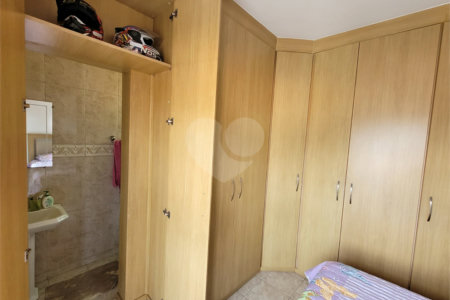 Sobrado à venda com 3 quartos, sendo 1 suíte, em Vila dos Remédios, São Paulo, SP