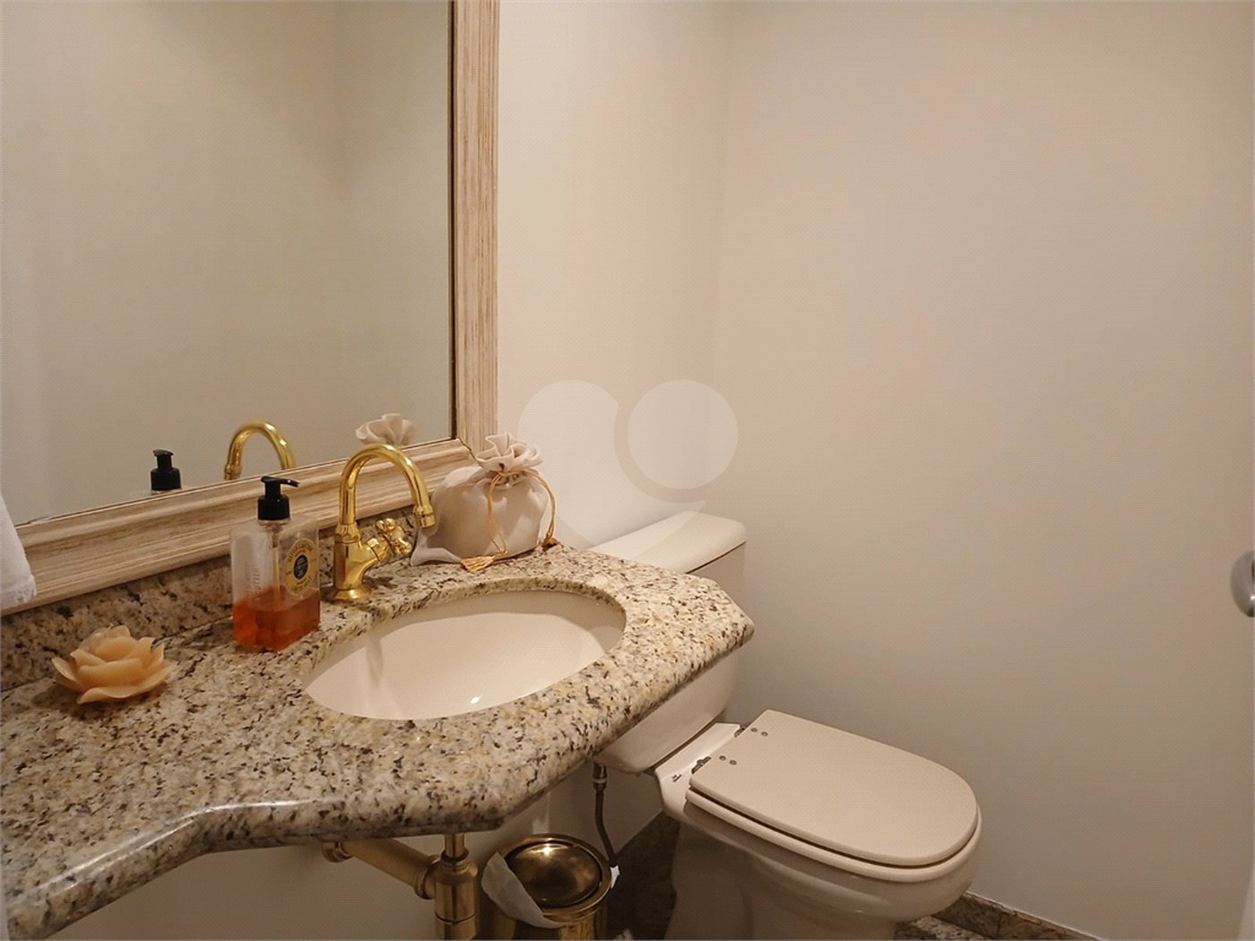 Apartamento à venda com 2 quartos, sendo 1 suíte,  em Itaim Bibi, São Paulo, SP