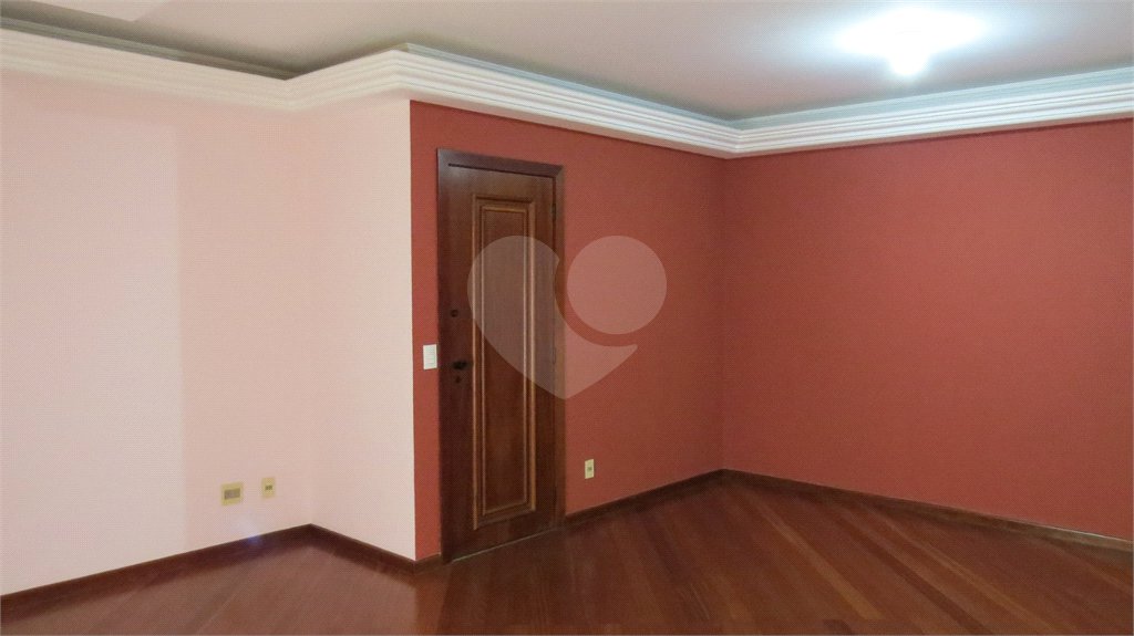 Apartamento à venda com 4 quartos, sendo 2 suítes,  em Cambuí, Campinas, SP