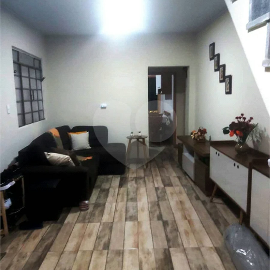 Sobrado à venda com 4 quartos em Jardim Japão, São Paulo, SP