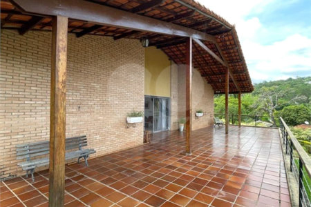 Sítio à venda com 3 quartos, sendo 1 suíte, em Jardim Estância Brasil, Atibaia, SP