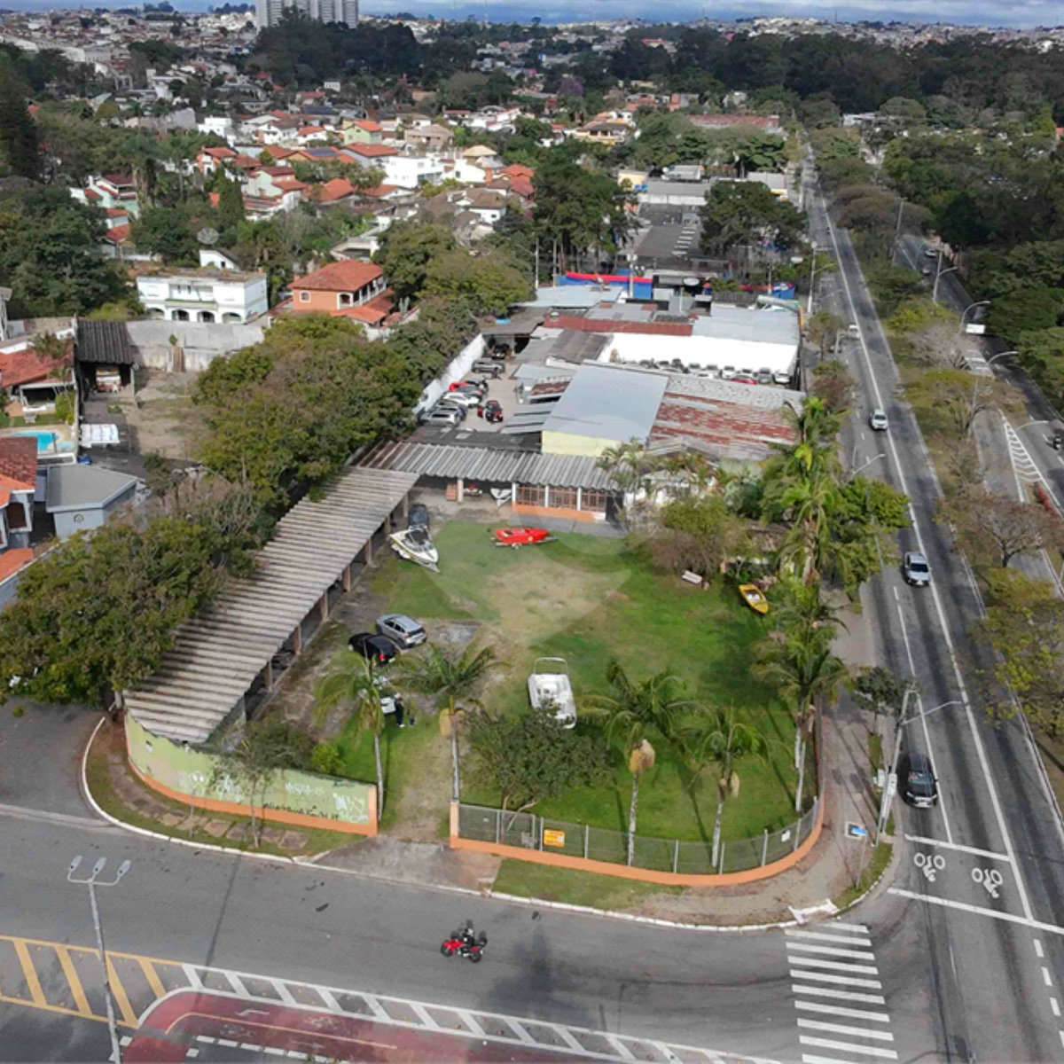 Terreno à venda em Interlagos, São Paulo, SP