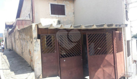 Sobrado à venda com 3 quartos em Tremembé, São Paulo, SP