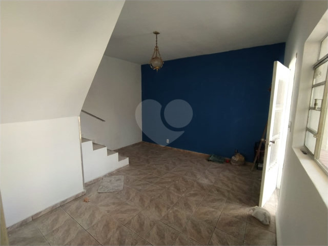 Sobrado à venda com 3 quartos em Vila Santa Clara, São Paulo, SP