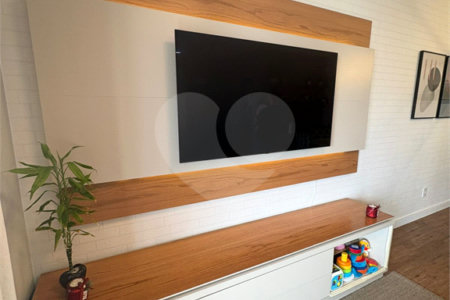 Apartamento à venda com 2 quartos, sendo 1 suíte,  em Vila Andrade, São Paulo, SP