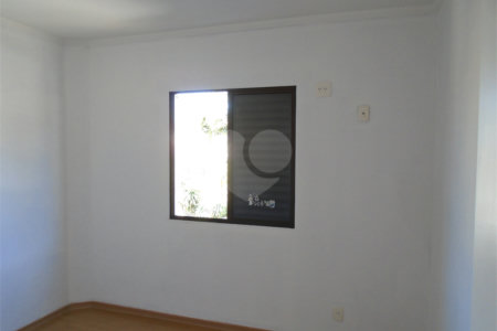 Apartamento à venda com 3 quartos, sendo 1 suíte, em Vila Oliveira, Mogi das Cruzes, SP