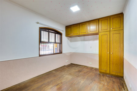 Casa à venda com 4 quartos, sendo 2 suítes, em City Campo Grande, São Paulo, SP