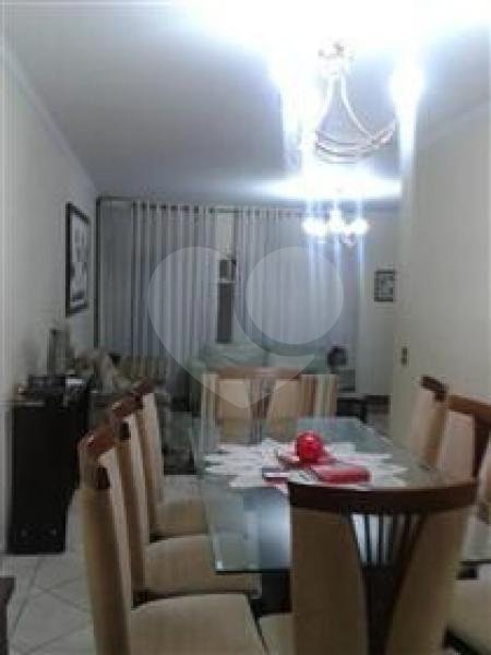 Sobrado à venda com 3 quartos, sendo 1 suíte,  em Tremembé, São Paulo, SP