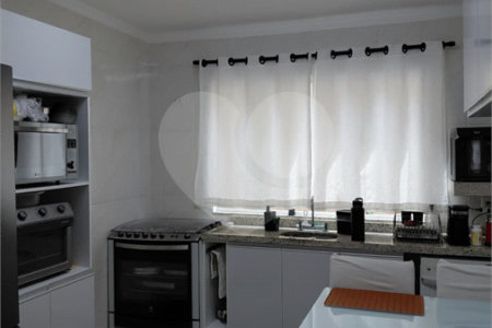 Casa à venda com 2 suítes no condomínio Residencial Guilhen, São Paulo - SP