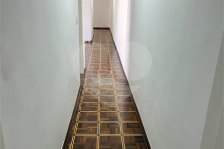 Casa Térrea à venda ou para alugar com 2 suítes em Alvinópolis, Atibaia, SP