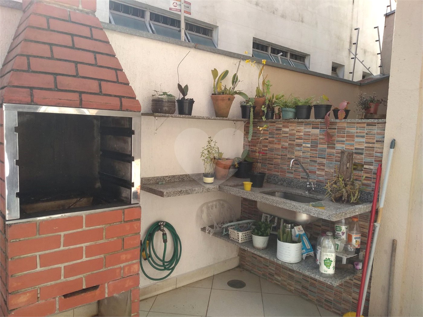 Casa em condomínio à venda com 3 quartos, sendo 1 suíte,  em Jardim Caboré, São Paulo, SP