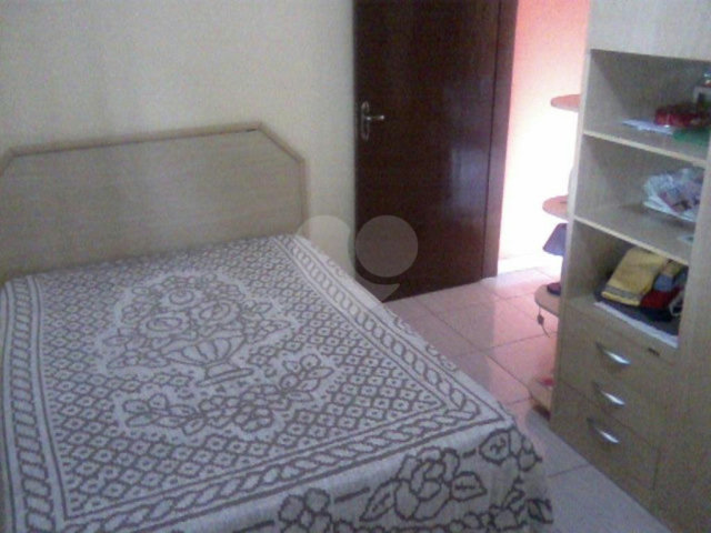 Sobrado à venda com 3 quartos, sendo 1 suíte,  em Jardim Peri, São Paulo, SP