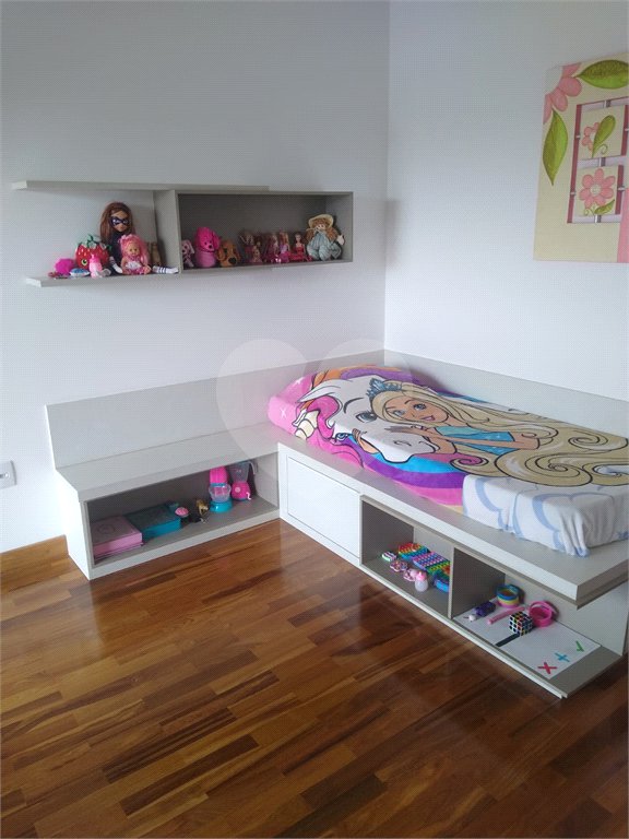 Casa à venda com 4 quartos, sendo 2 suítes,  no condomínio Damha Iii, São Carlos - SP