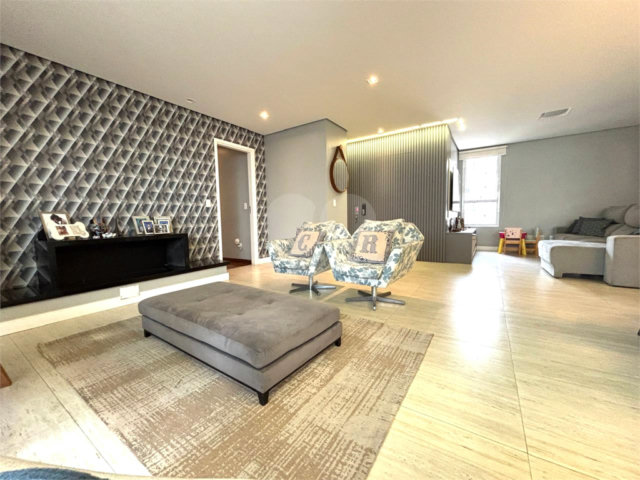 Apartamento à venda com 4 quartos, sendo 3 suítes, em Santana, São Paulo, SP