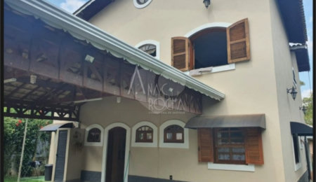 Sobrado à venda com 3 suítes em Condomínio Residencial Santa Helena, Bragança Paulista, SP