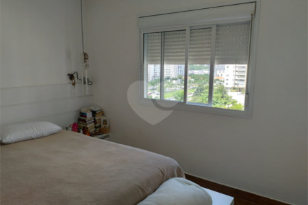Apartamento à venda com 3 quartos, sendo 1 suíte,  no Centro, São Bernardo do Campo, SP