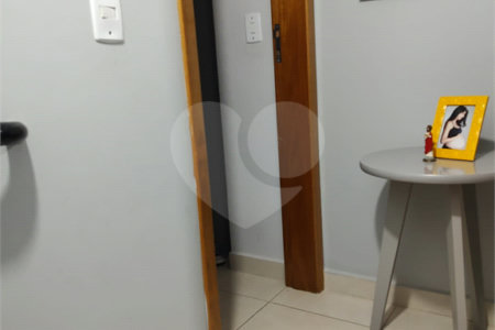 Sobrado à venda com 2 suítes em Vila Nivi, São Paulo, SP