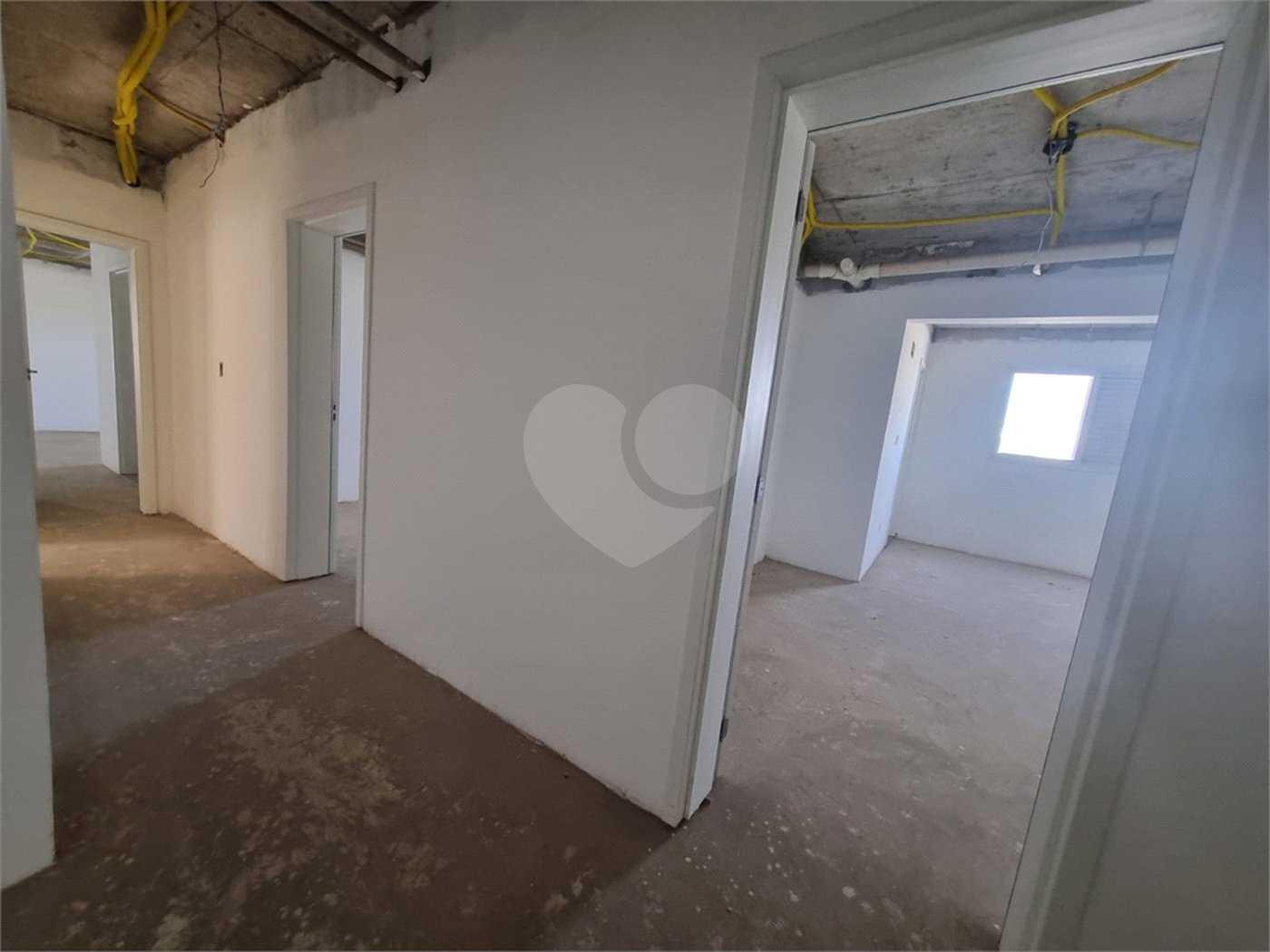 Cobertura à venda com 4 quartos, sendo 3 suítes, em Jardim Judith, Sorocaba, SP