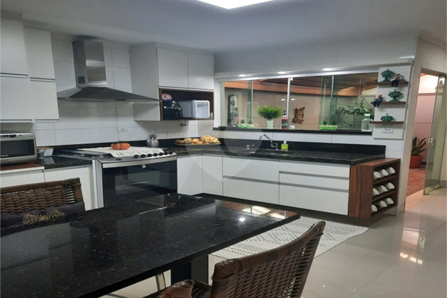Sobrado à venda com 3 suítes em Água Fria, São Paulo, SP