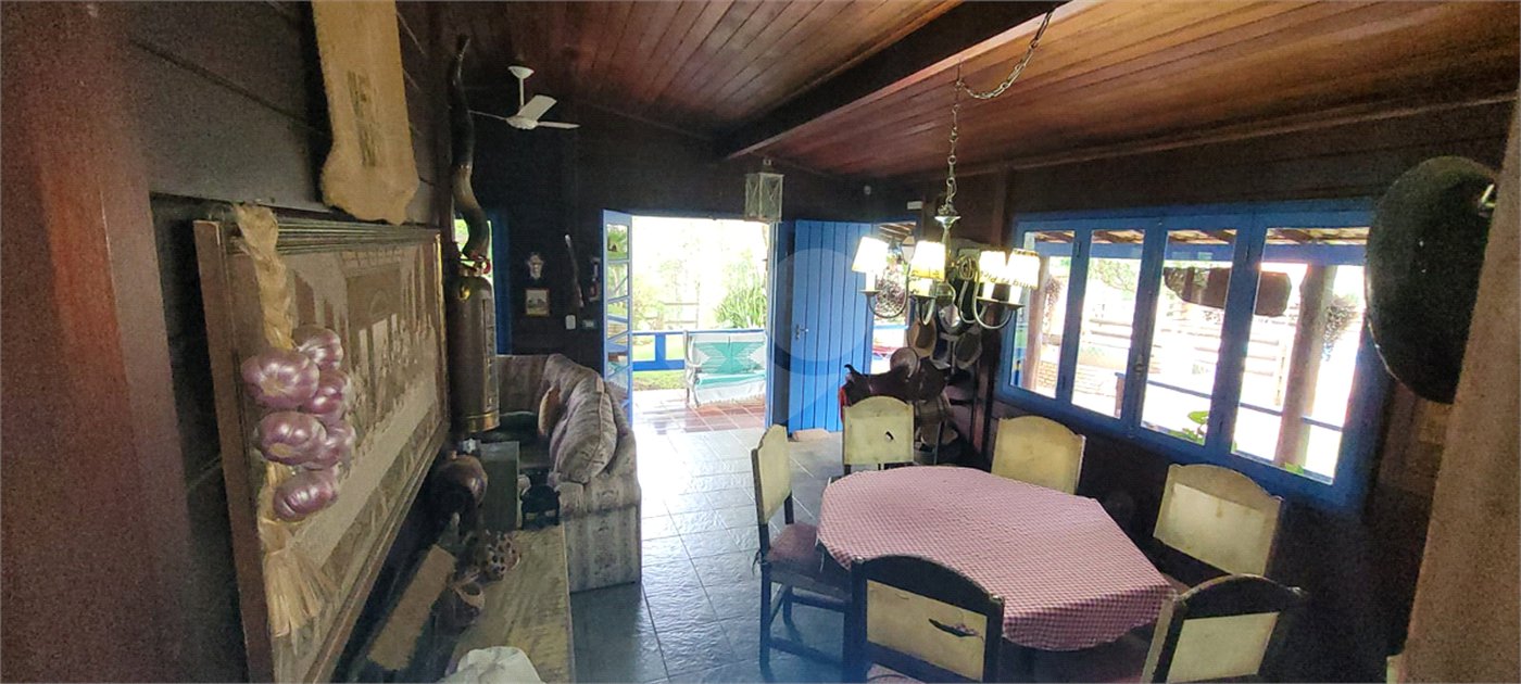Chácara à venda com 2 quartos, sendo 1 suíte, em Vale San Fernando, Itapetininga, SP