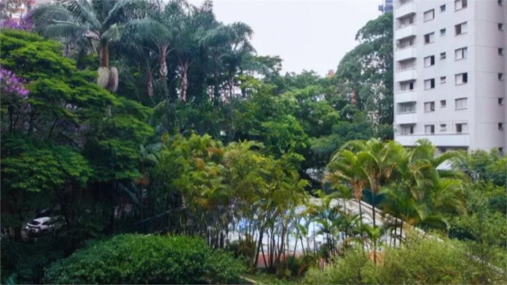 Apartamento à venda com 2 suítes em Jardim Londrina, São Paulo, SP