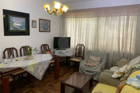 Casa Térrea à venda com 3 quartos em Chácara Santo Antônio (zona Sul), São Paulo, SP