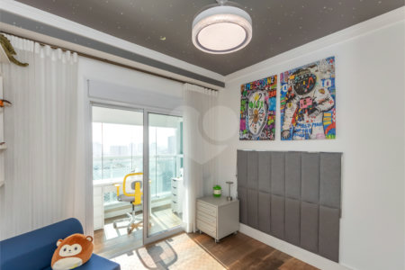 Apartamento à venda com 4 quartos, sendo 3 suítes, em Brooklin Paulista, São Paulo, SP