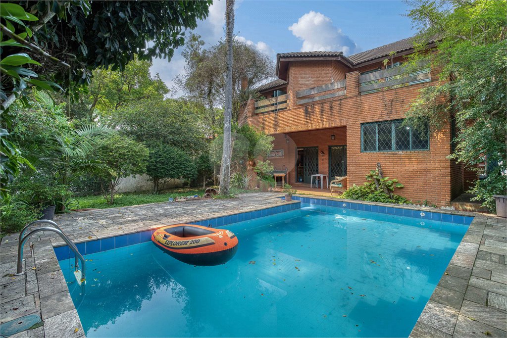 Casa à venda com 6 suítes em Alto da Boa Vista, São Paulo, SP