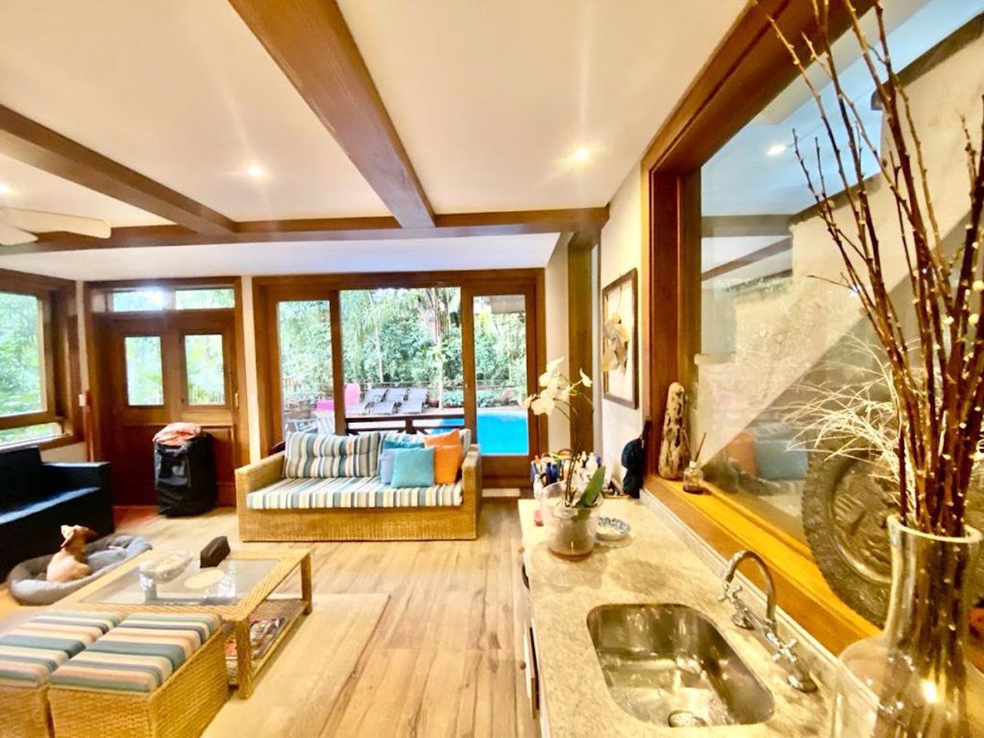 Casa Residencial à venda, ,  - CA0142.