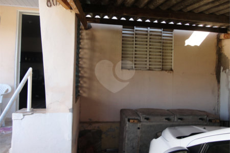 Casa à venda com 2 quartos em Vila Bissoto, Valinhos, SP