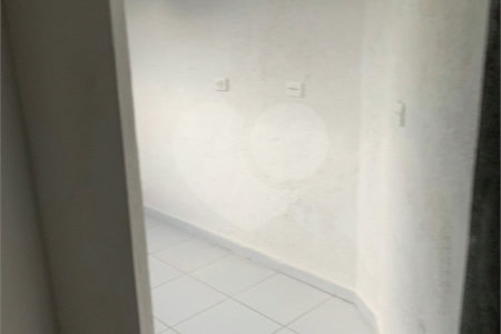 Sobrado à venda com 3 quartos, sendo 1 suíte,  em Vila Maria Alta, São Paulo, SP