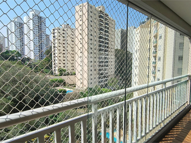 Apartamento à venda com 3 quartos, sendo 2 suítes,  em Morumbi, São Paulo, SP