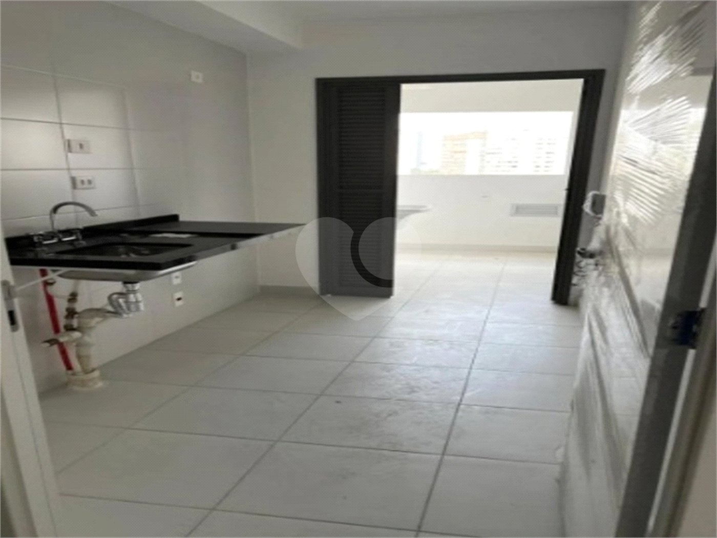 Apartamento à venda com 3 quartos, sendo 1 suíte,  em Vila Independência, São Paulo, SP