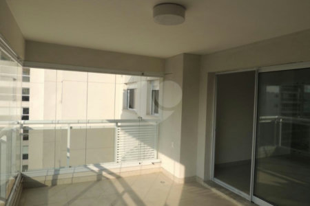 Apartamento à venda com 2 quartos, sendo 1 suíte, em Água Branca, São Paulo, SP