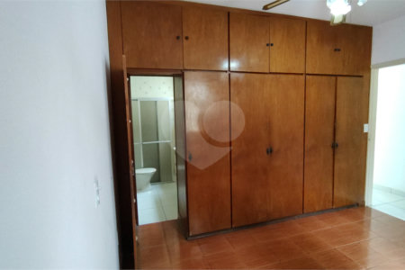 Casa à venda com 3 quartos, sendo 1 suíte, no Centro, Itu, SP