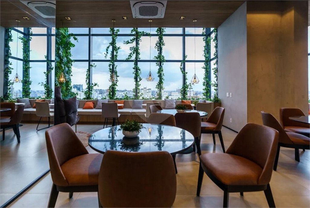 Apartamento à venda com 2 suítes em Pinheiros, São Paulo, SP