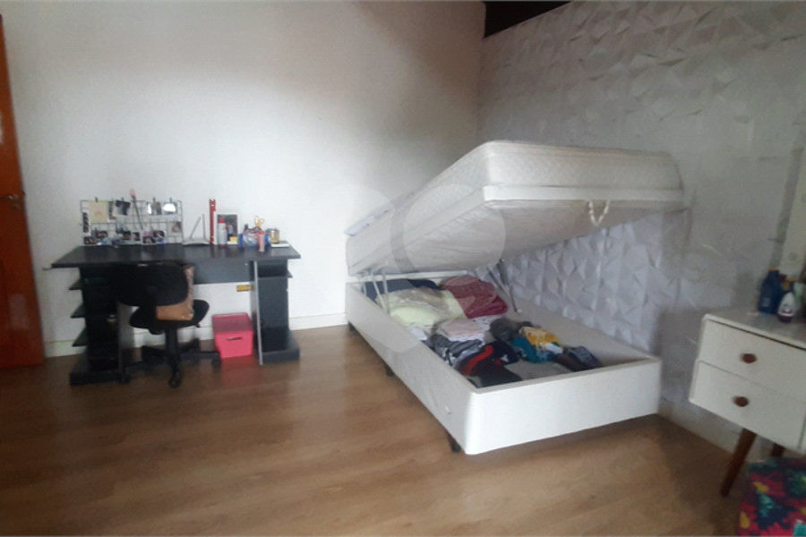 Casa à venda com 3 suítes no condomínio Chacarás Bela Vista, Mairiporã - SP