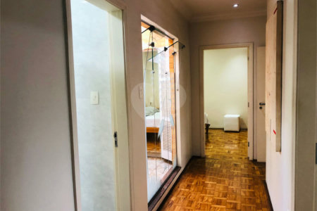 Casa Térrea à venda com 3 quartos, sendo 1 suíte,  em Vila Industrial, Mogi das Cruzes, SP