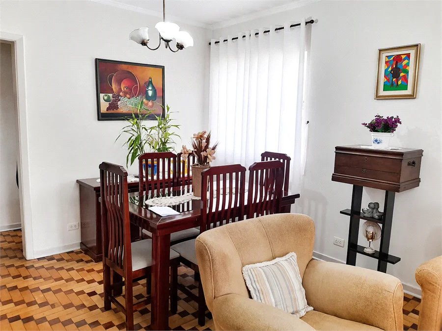 Sobrado à venda com 4 quartos, sendo 2 suítes, em Butantã, São Paulo, SP