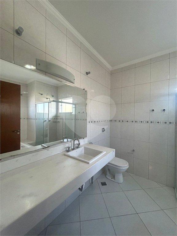Casa à venda com 4 quartos, sendo 1 suíte,  no condomínio Lago da Boa Vista, Sorocaba - SP