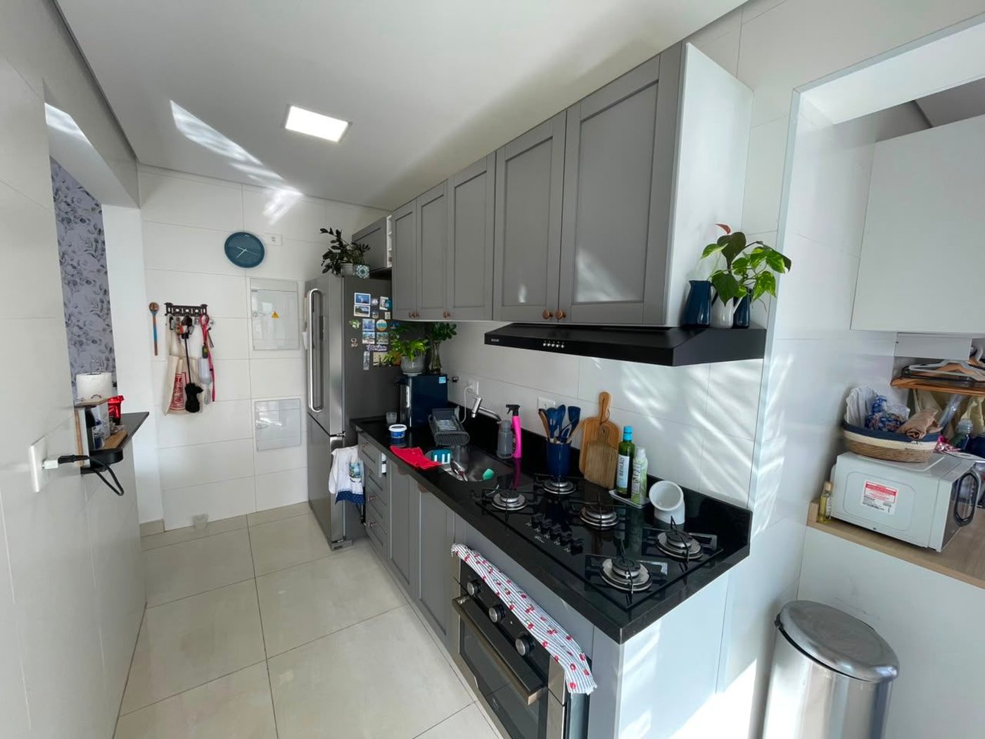 Apartamento com 2 dormitórios à venda, 74 m² por R$ 1.049.000,00 - Gonzaga - Santos/SP