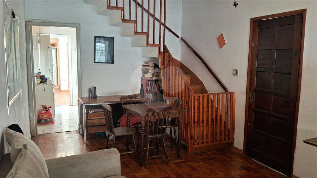 Sobrado à venda com 2 quartos, sendo 1 suíte, em Tremembé, São Paulo, SP