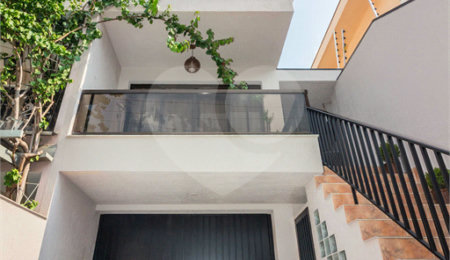 Casa à venda com 3 quartos, sendo 1 suíte,  em Horto Florestal, São Paulo, SP