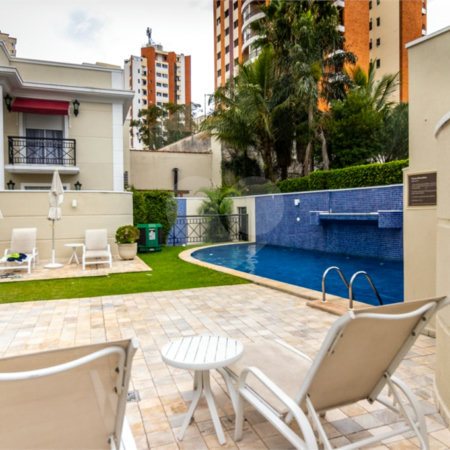 Casa à venda com 3 suítes no condomínio Solares de Bragança, São Paulo - SP
