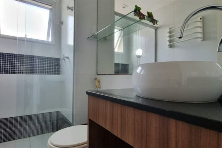 Apartamento à venda com 3 suítes em Jardim Londrina, São Paulo, SP