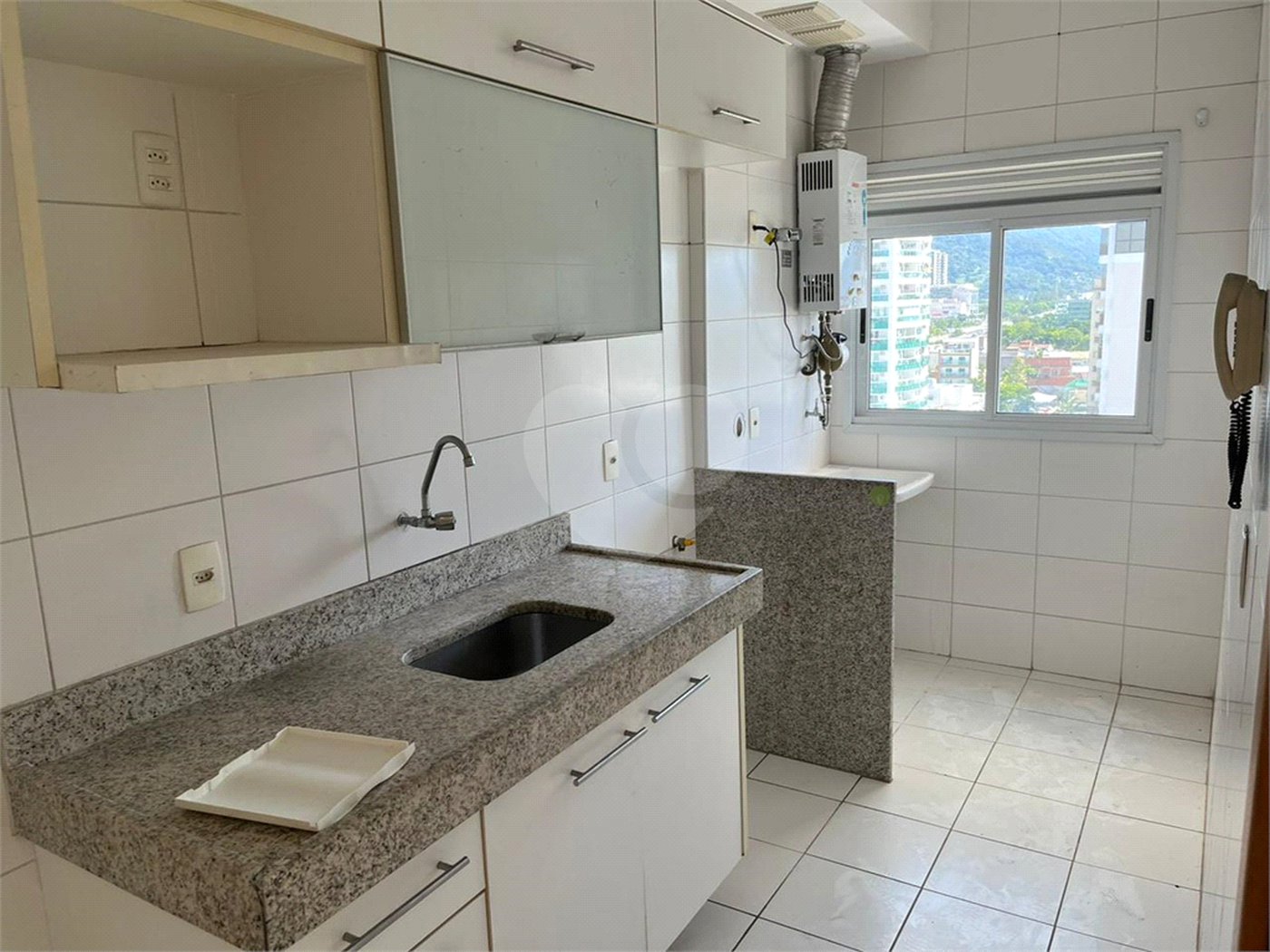 Cobertura à venda com 2 quartos, sendo 1 suíte, em Recreio dos Bandeirantes, Rio de Janeiro, RJ