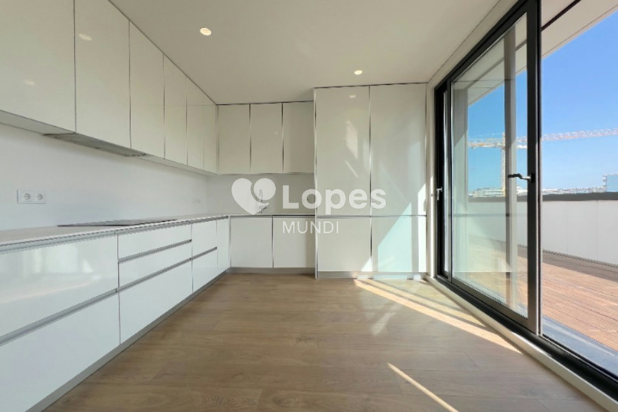 APARTAMENTO RESIDENCIAL em Porto - PT, Matosinhos