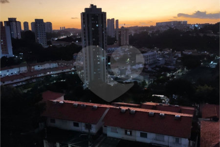 Apartamento à venda com 2 quartos em Jardim Ester Yolanda, São Paulo, SP