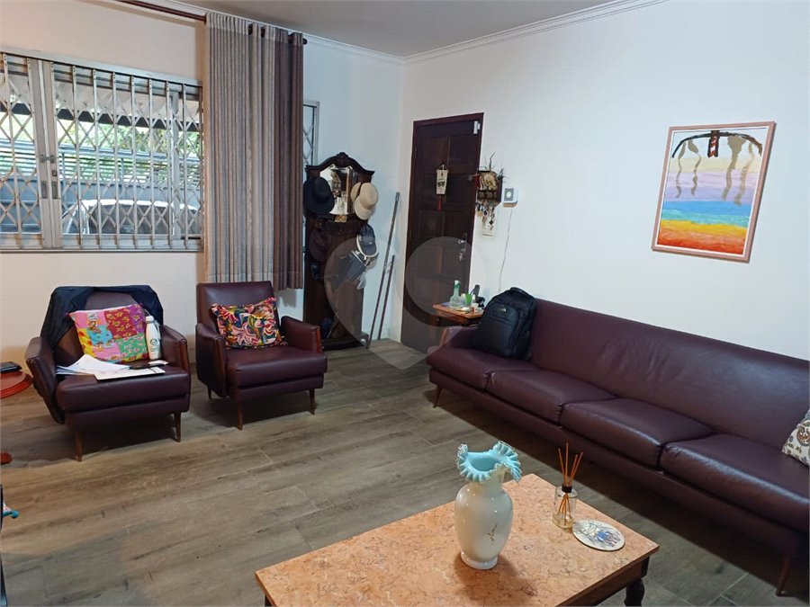 Casa à venda com 3 quartos, sendo 1 suíte, em Santana, São Paulo, SP