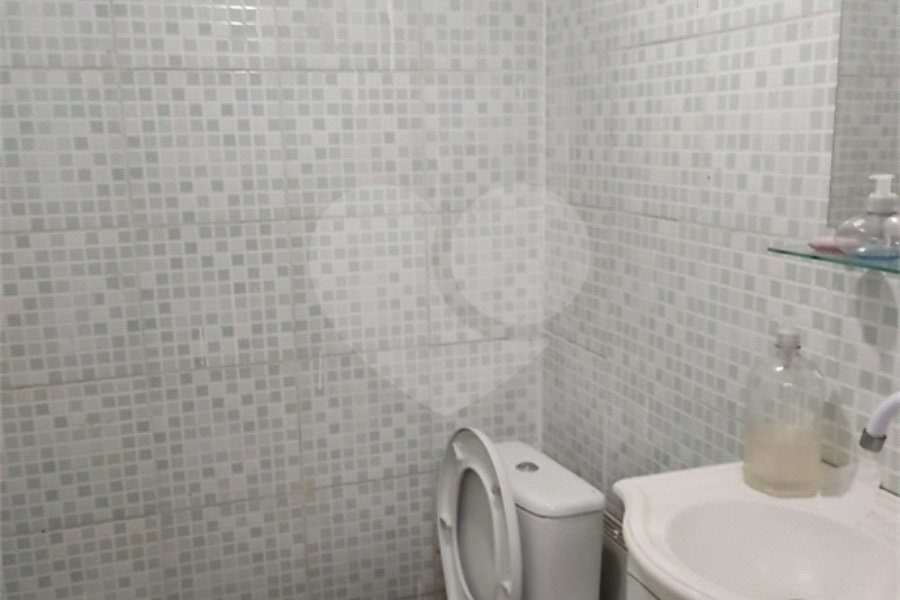 Sobrado à venda ou para alugar com 4 quartos, sendo 2 suítes, em Santana, São Paulo, SP